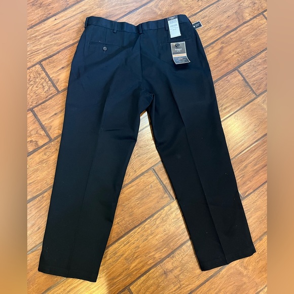 Haggar black khaki dress pants men’s 38x29 w2w classic straight no iron soft NWT - Picture 5 of 7